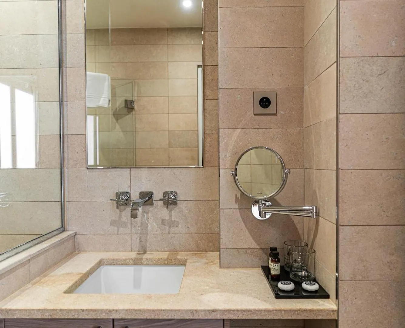 Hotel Perreyve - Jardin Du Luxembourg Paris 3*,  France