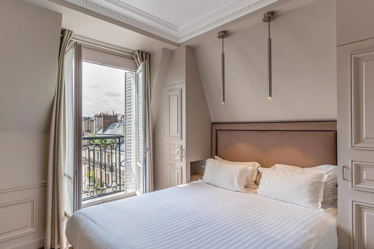 Hotel Perreyve - Jardin Du Luxembourg Paris 3*,