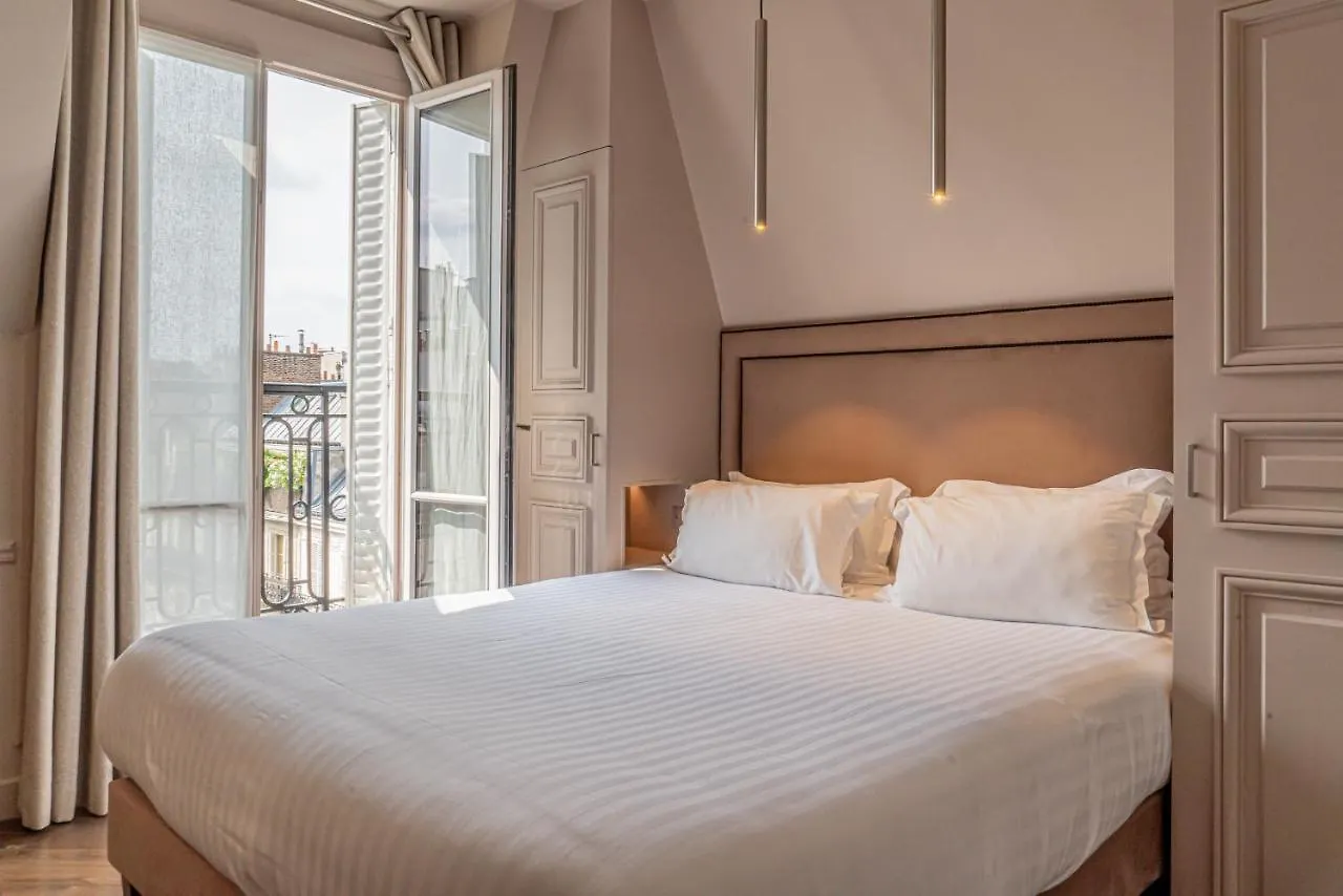 Hotel Perreyve - Jardin Du Luxembourg Paris France